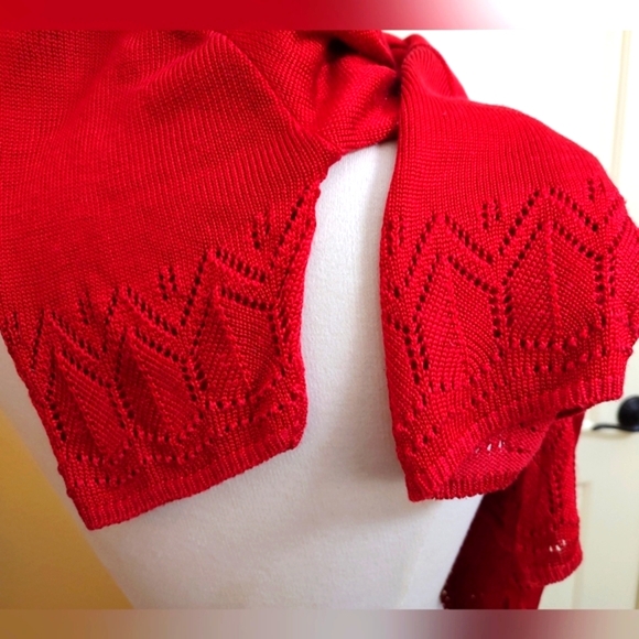 SaLE! Vtg CAROLE LITTLE Sweater Perfect shade of Red đw a Knit tapestry design - Picture 4 of 14